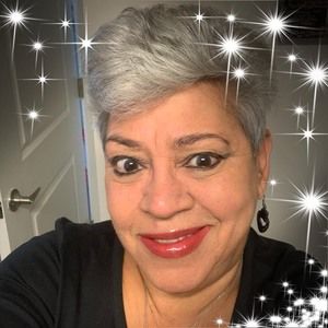 Meet your Posher, Lydia